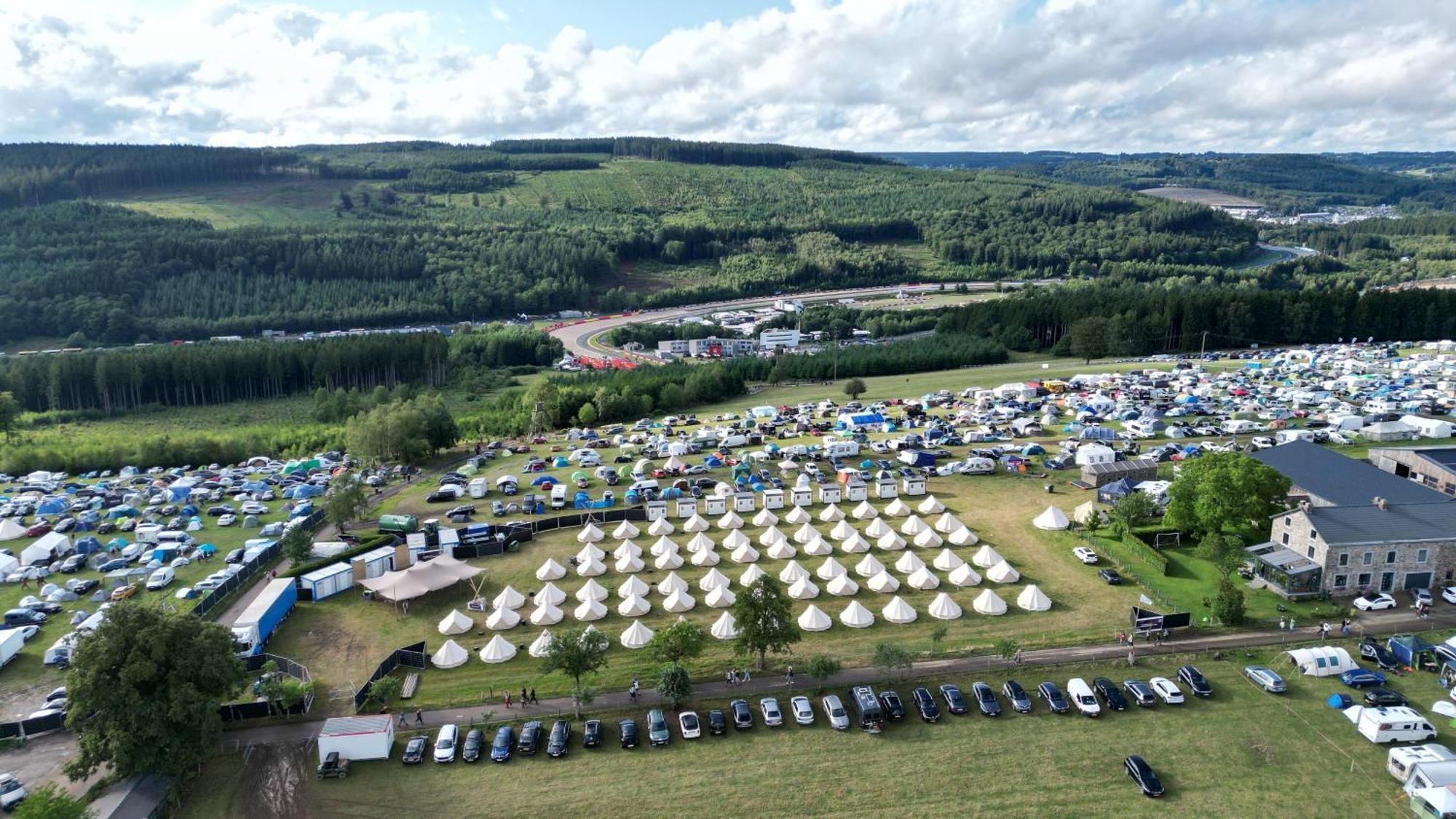 Grandprixcamp Closest To The Track Including Track View Stavelot Zewnętrze zdjęcie